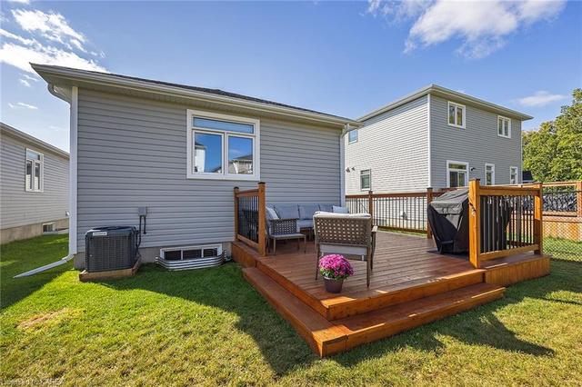 1646 Brookedayle Avenue, House detached with 3 bedrooms, 2 bathrooms and 2 parking in Kingston ON | Image 37