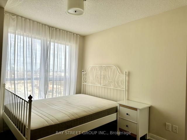1908 - 151 Village Green Sq, Condo with 2 bedrooms, 2 bathrooms and 1 parking in Toronto ON | Image 3