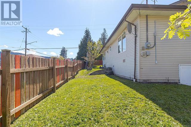 1669 Robert St, House detached with 3 bedrooms, 1 bathrooms and 3 parking in North Cowichan BC | Image 31