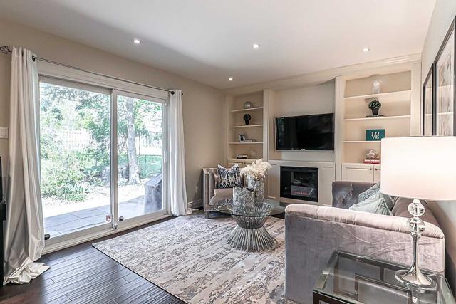 78 Briarwood Rd, House detached with 4 bedrooms, 5 bathrooms and 6 parking in Markham ON | Image 4