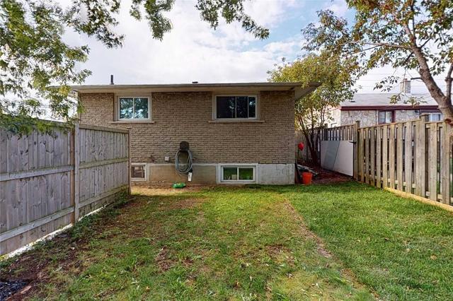 1321 Cedar St, House detached with 3 bedrooms, 1 bathrooms and 2 parking in Oshawa ON | Image 3