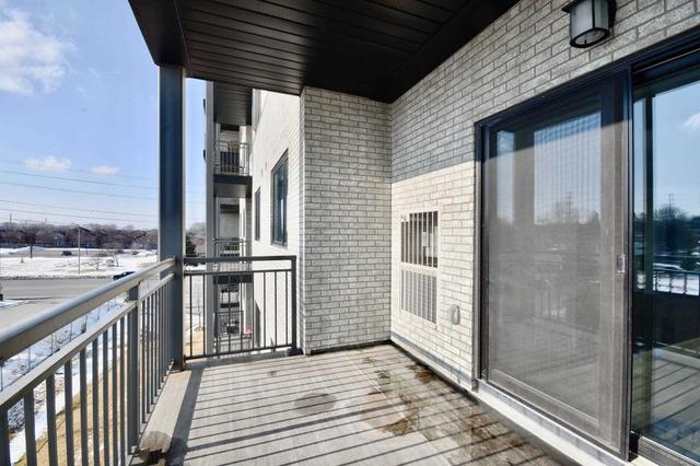 306 - 295 Cundles Rd E, Condo with 2 bedrooms, 2 bathrooms and 4 parking in Barrie ON | Image 3