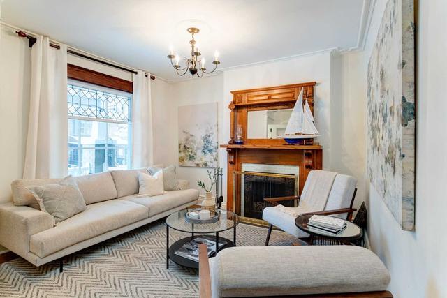 56 Fernwood Park Ave, House semidetached with 4 bedrooms, 3 bathrooms and 0 parking in Toronto ON | Image 34