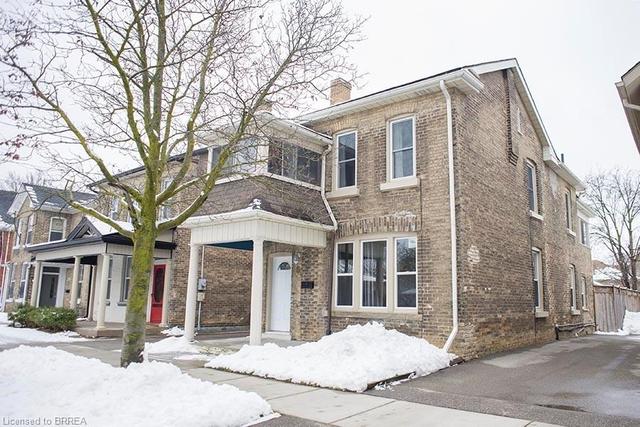 60 William Street, House detached with 3 bedrooms, 2 bathrooms and null parking in Brantford ON | Image 2