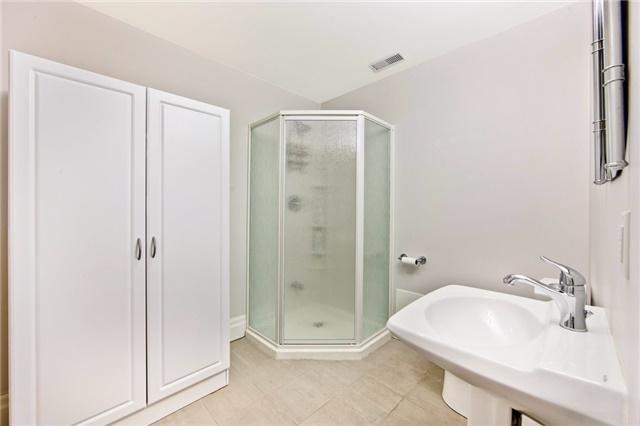 3 Harding Blvd, House detached with 4 bedrooms, 9 bathrooms and 2 parking in Toronto ON | Image 18