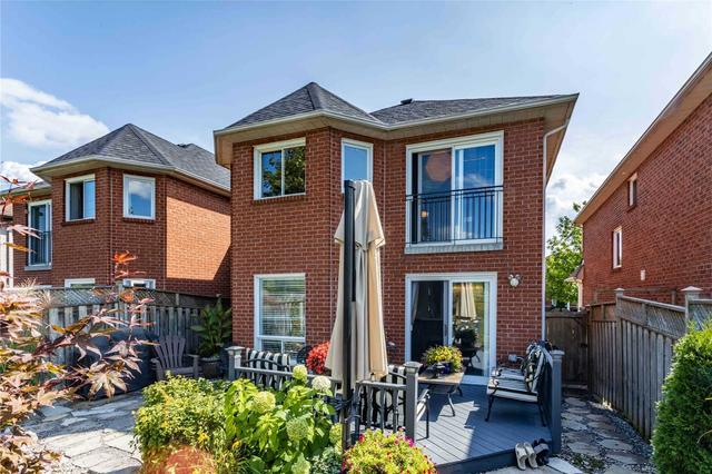 2076 Erin Gate Blvd, House semidetached with 3 bedrooms, 3 bathrooms and 4 parking in Pickering ON | Image 30