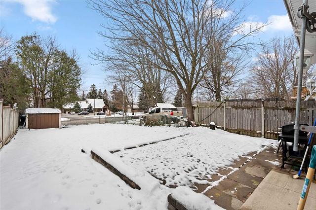 95 Daphne Cres, House detached with 3 bedrooms, 2 bathrooms and 4 parking in Barrie ON | Image 18