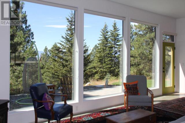 220 Sasquatch Trail, House detached with 2 bedrooms, 2 bathrooms and 2 parking in Okanagan Similkameen A BC | Image 7