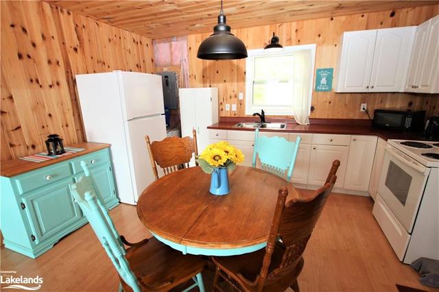 677 Limberlost Point Road, House detached with 3 bedrooms, 1 bathrooms and null parking in Parry Sound, Unorganized, Centre Part ON | Image 20