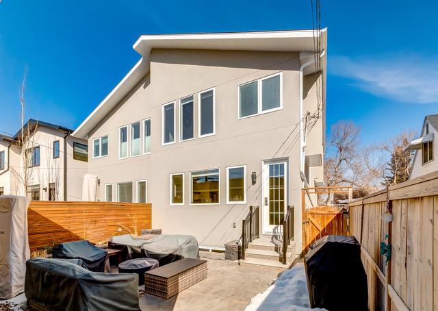 913 Rundle Crescent Ne, Home with 3 bedrooms, 3 bathrooms and 2 parking in Calgary AB | Image 42