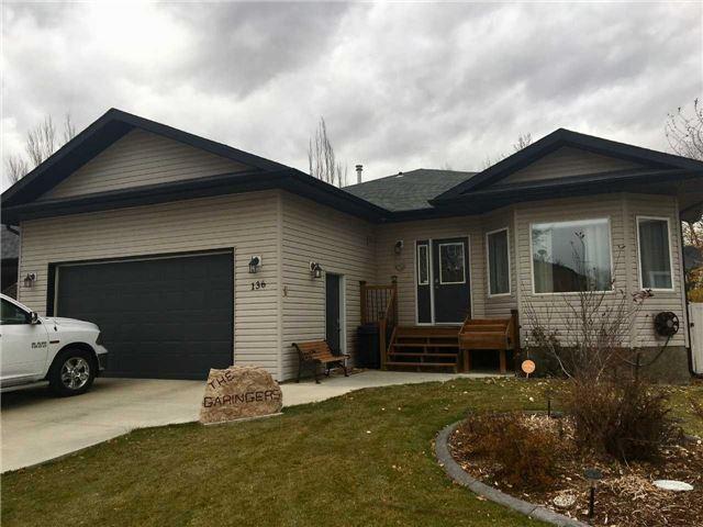 136 Allen Cres, House detached with 3 bedrooms, 3 bathrooms and 3 parking in Vulcan AB | Image 1