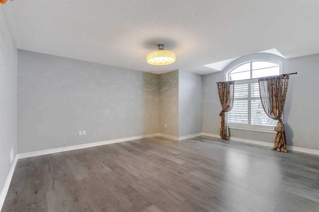 10 Rhapsody Cres, House detached with 4 bedrooms, 7 bathrooms and 9 parking in Brampton ON | Image 26