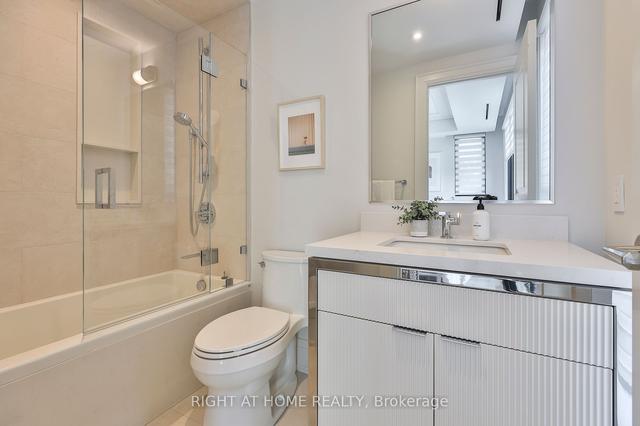 363 Avenue Rd, Townhouse with 4 bedrooms, 5 bathrooms and 2 parking in Toronto ON | Image 25