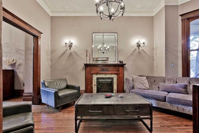 332 Pacific Ave, House semidetached with 4 bedrooms, 2 bathrooms and 1 parking in Toronto ON | Image 38