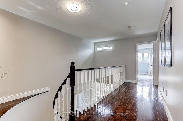 50 Delancey Cres, House detached with 4 bedrooms, 3 bathrooms and 6 parking in Markham ON | Image 16