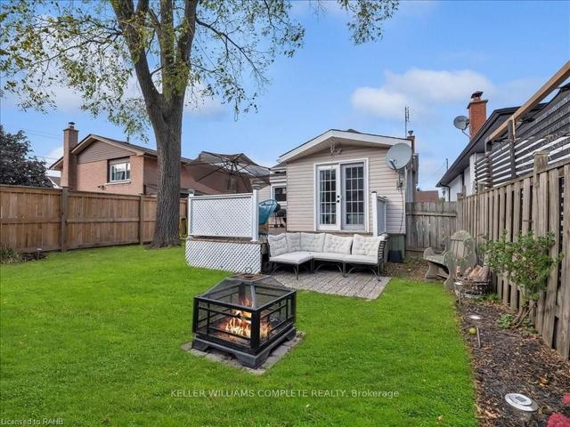 342 Queensdale Ave E, House detached with 3 bedrooms, 2 bathrooms and 3 parking in Hamilton ON | Image 27