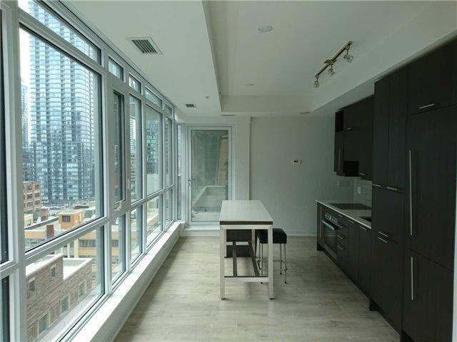 1004 - 30 Nelson St, Condo with 2 bedrooms, 2 bathrooms and 1 parking in Toronto ON | Image 6