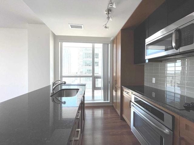 2220 - 98 Lillian St, Condo with 2 bedrooms, 2 bathrooms and 1 parking in Toronto ON | Image 38