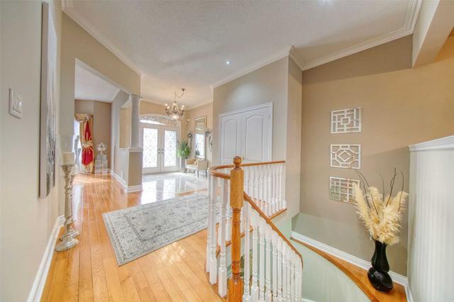 25 Hugo Rd, House detached with 3 bedrooms, 3 bathrooms and 4 parking in Brampton ON | Image 38