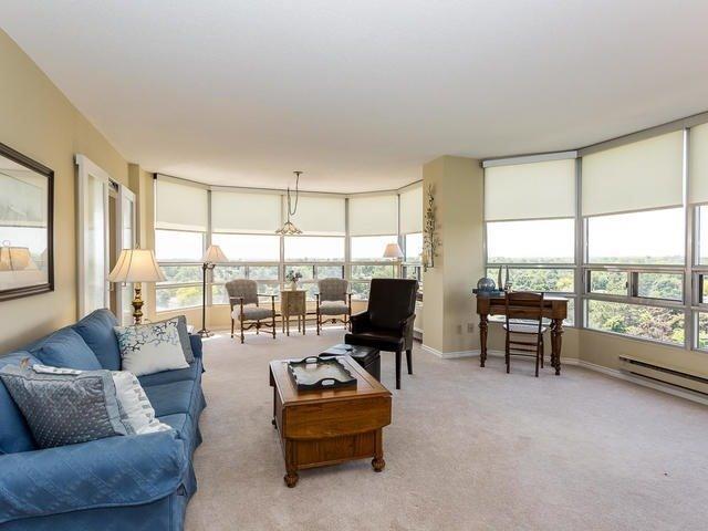 809 - 330 Mill St S, Condo with 2 bedrooms, 2 bathrooms and 2 parking in Brampton ON | Image 8