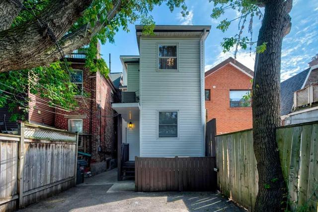 154A Christie St, House detached with 4 bedrooms, 4 bathrooms and 2 parking in Toronto ON | Image 20