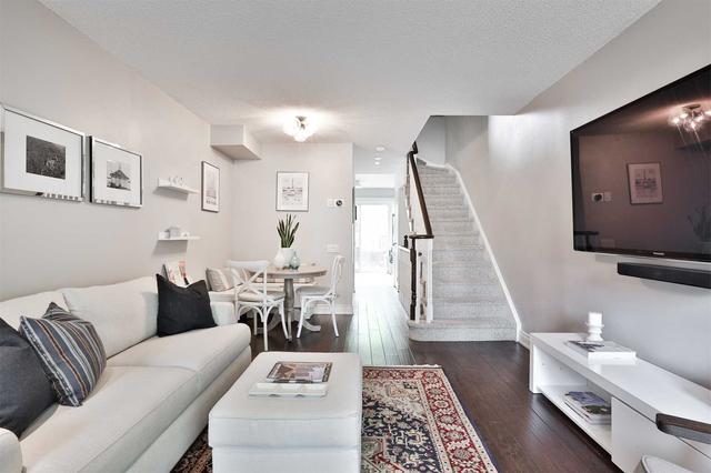 th9 - 140 Bathurst St, Townhouse with 3 bedrooms, 3 bathrooms and 1 parking in Toronto ON | Image 33