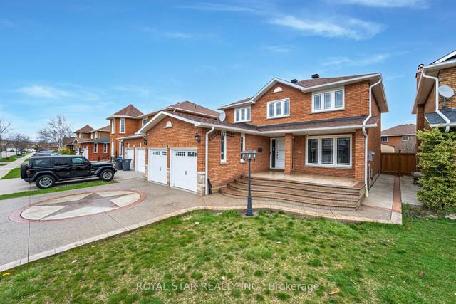 10 Hedgerow Ave, House detached with 4 bedrooms, 4 bathrooms and 6 parking in Brampton ON | Image 12