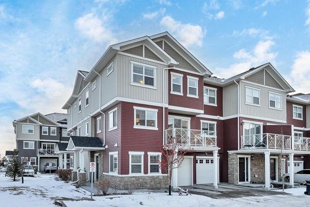 113 Skyview Ranch Grove Ne, Home with 3 bedrooms, 2 bathrooms and 2 parking in Calgary AB | Image 13