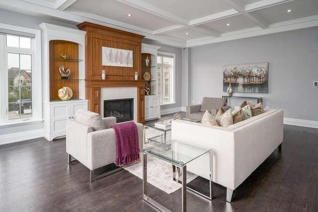 25 Rosebud Crt, House detached with 4 bedrooms, 9 bathrooms and 10 parking in Vaughan ON | Image 7