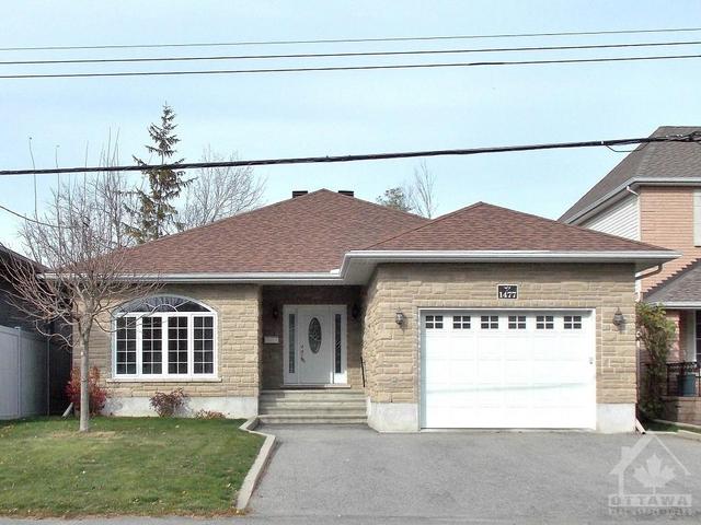 1477 Rosebella Avenue, House detached with 2 bedrooms, 2 bathrooms and 3 parking in Ottawa ON | Card Image
