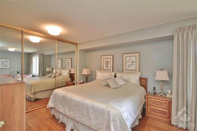 5668 William Mcewen Drive, House detached with 4 bedrooms, 2 bathrooms and 30 parking in Ottawa ON | Image 12