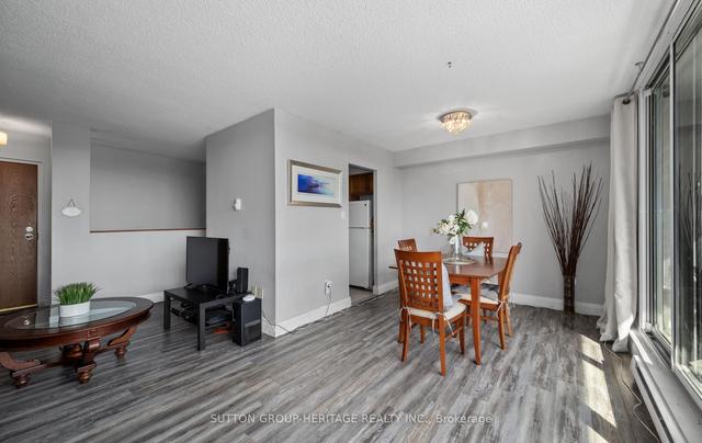 404 - 454 Centre St S, Condo with 2 bedrooms, 1 bathrooms and 1 parking in Oshawa ON | Image 7