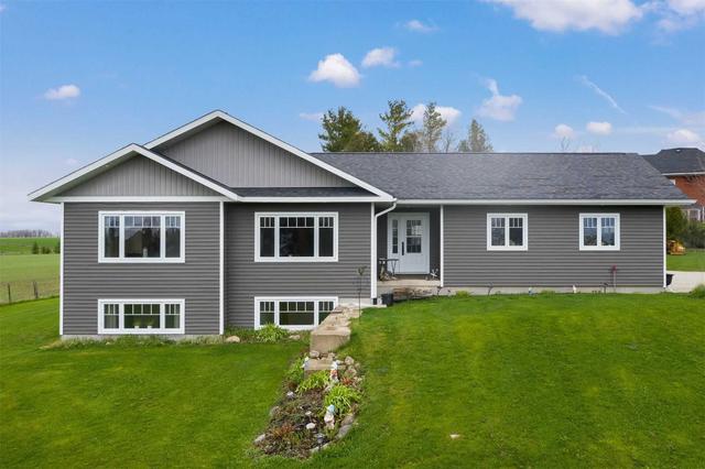 307391 Centre Line A Line, House detached with 3 bedrooms, 3 bathrooms and 5 parking in Grey Highlands ON | Image 22