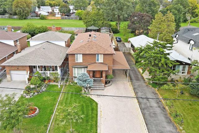 65 Elinor Ave, House detached with 5 bedrooms, 5 bathrooms and 6 parking in Toronto ON | Image 28