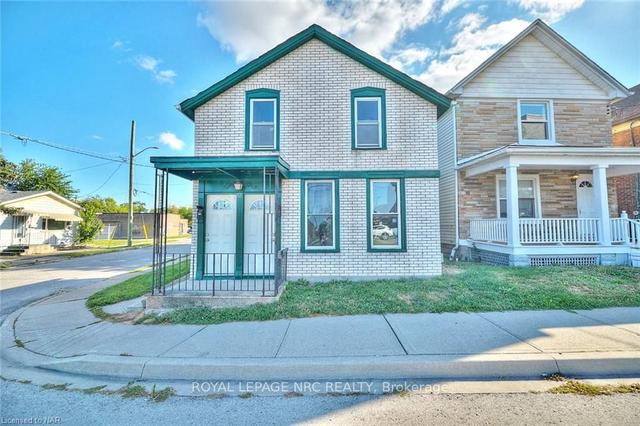 58 Court St, House detached with 2 bedrooms, 2 bathrooms and 2 parking in St. Catharines ON | Image 6
