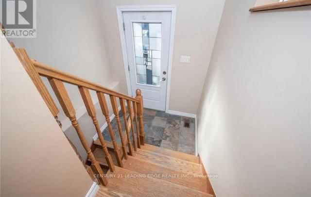 108 Forestdale Cres, House semidetached with 3 bedrooms, 2 bathrooms and 2 parking in Cornwall ON | Image 9