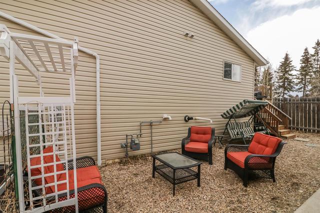 5103 53 Street, House detached with 3 bedrooms, 2 bathrooms and 2 parking in Lacombe County AB | Image 31