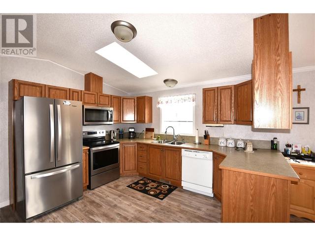 13 - 12560 Westside Road, House other with 2 bedrooms, 1 bathrooms and 2 parking in Okanagan (Part) 1 BC | Image 5