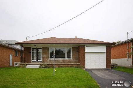 80 Chelmsford Ave, House detached with 4 bedrooms, 3 bathrooms and 5 parking in Toronto ON | Image 1