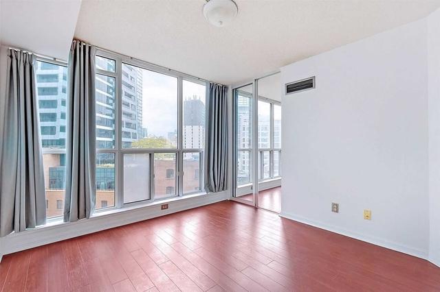 908 - 24 Wellesley St W, Condo with 1 bedrooms, 1 bathrooms and 0 parking in Toronto ON | Image 14
