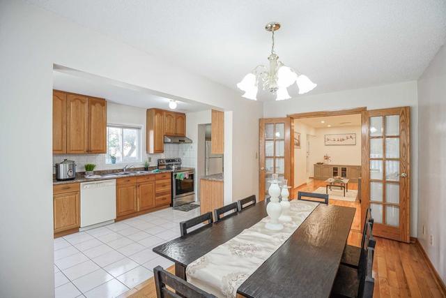 95 Duxford Cres, House detached with 4 bedrooms, 4 bathrooms and 5 parking in Markham ON | Image 30