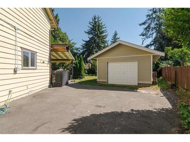 18296 Bayard Place, House attached with 3 bedrooms, 2 bathrooms and 5 parking in Surrey BC | Image 10