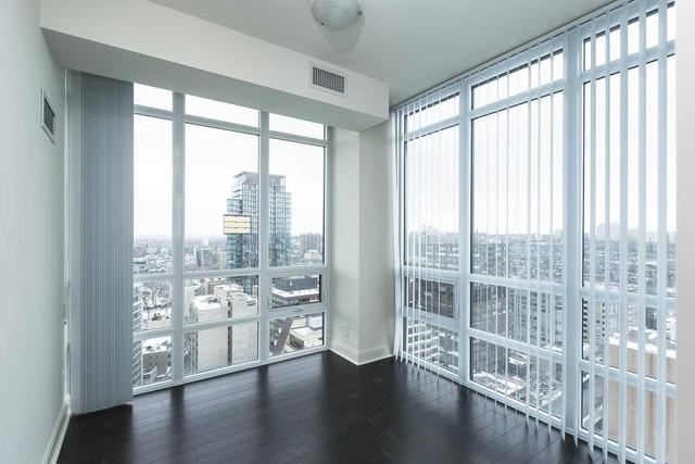 2702 - 825 Church St, Condo with 2 bedrooms, 2 bathrooms and 1 parking in Toronto ON | Image 12