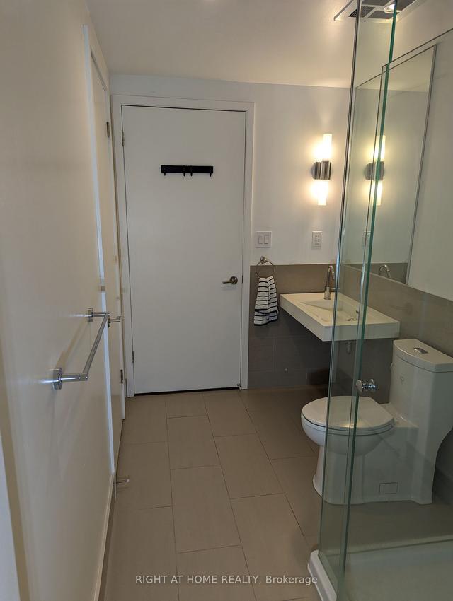 1907 - 390 Cherry St, Condo with 2 bedrooms, 2 bathrooms and 1 parking in Toronto ON | Image 16