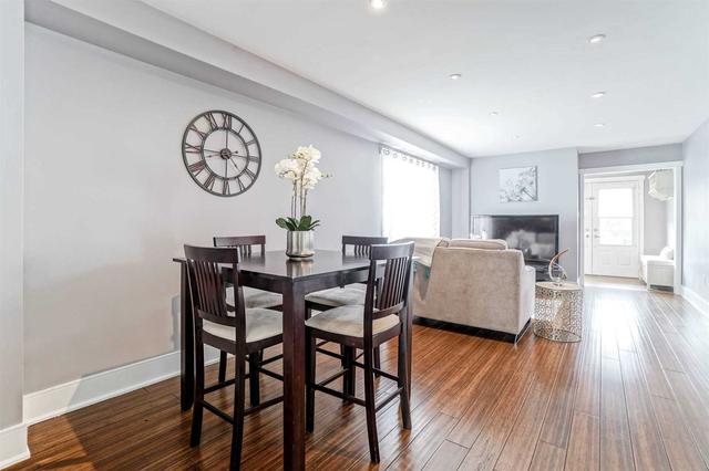 85 Viceroy Cres, House attached with 4 bedrooms, 4 bathrooms and 3 parking in Brampton ON | Image 39