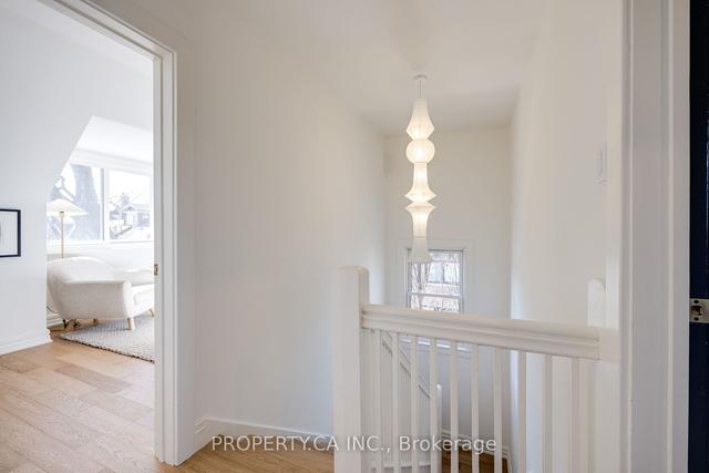 100 Wolfrey Ave, House semidetached with 4 bedrooms, 3 bathrooms and 0 parking in Toronto ON | Image 11