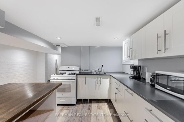 641 Bathurst St, House semidetached with 5 bedrooms, 3 bathrooms and 2 parking in Toronto ON | Image 17