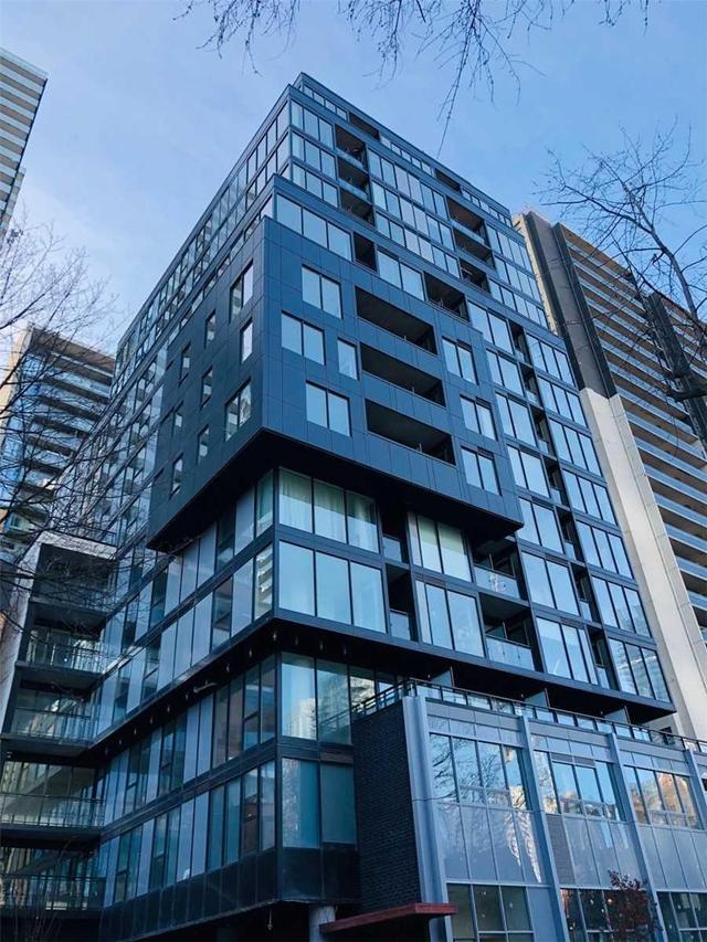 1705 - 17 Dundonald St, Condo with 1 bedrooms, 1 bathrooms and null parking in Toronto ON | Image 1