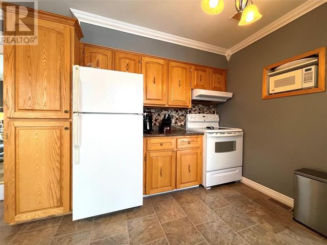 42 Confederation Street, House detached with 2 bedrooms, 1 bathrooms and null parking in Fortune NL | Image 10