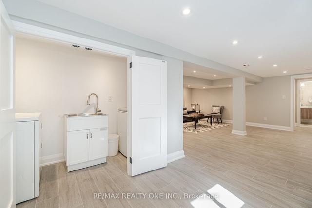 276 Sydney St, House detached with 3 bedrooms, 3 bathrooms and 4 parking in Milton ON | Image 30
